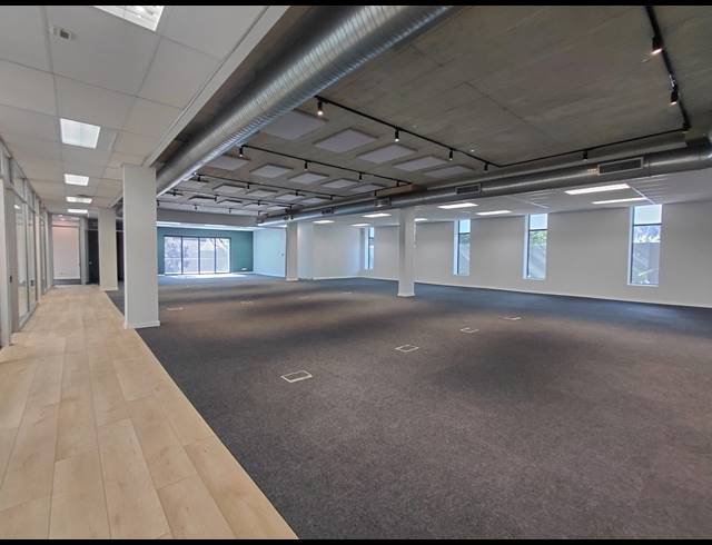 630M² OFFICE TO LET IN LONEHILL
